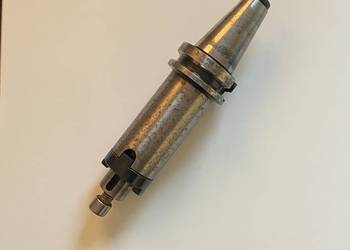 Trzpień frezarski uniwersalny BT40 27mm 130 mm AD+B