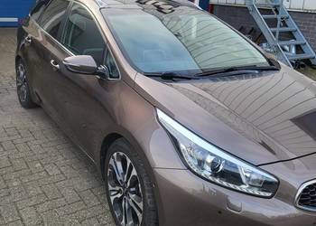 Kia Cee'd panoramiczny dach 1,6 CDRI 128 KM