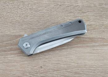 Nóż EDC.