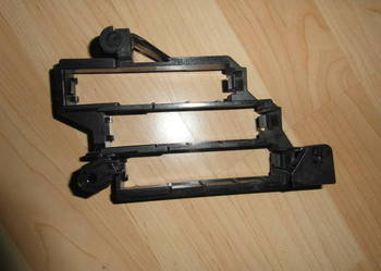 OBUDOWA BEZPIECZNIKÓW  AUDI A4 B8 8K0971845