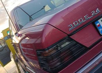 Mercedes W 124 3.0 24v SportLine Sedan