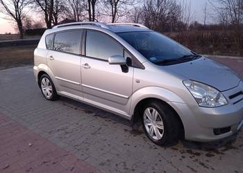 Toyota Corolla Verso II 1.8 VVTI + LPG 7 miejsc