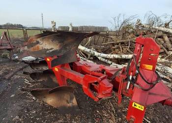 Pług Brix 3+1 zabezpieczenie sprężynowe