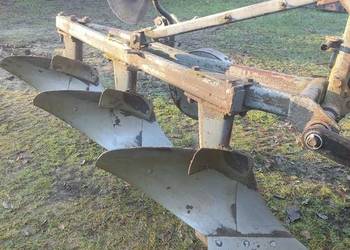 Pług 3 skibowy zagonowy