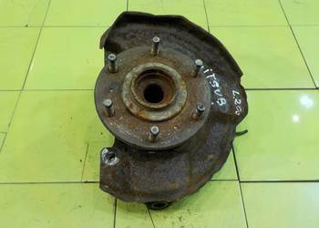 MITSUBISHI L200 IV 2.5 DID 4x4 06r 5D zwrotnica prawa przod