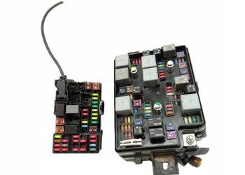 SKRZYNKA BEZPIECZNIKÓW ZESTAW 95092980 2B0Z4010F Chevrolet Aveo III SKRZYNKA BEZPIECZNIKÓW ZESTAW 95092980 2B0Z4010F Chevrolet Aveo III