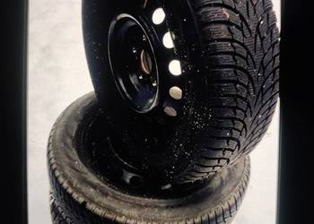 Koła zimowe Felgi +opony 195/65R15 Nokian Toyota Auris 114,3x5