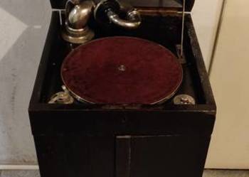 Stary gramofon, w pełni sprawny, dużo płyt szelak i igieł