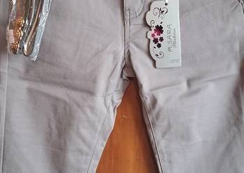 Eleganckie spodnie z paskiem