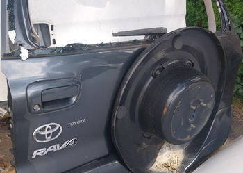 Klapa bagażnika 1E0 toyota rav 4 II 00-05