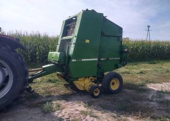 Prasa John Deere 550  * siatka