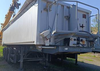 Naczepa ciężarowa INTER CARS NW (rok prod. 2007)