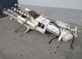 Układ wtryskowy KRAUSS MAFFEI KM 200-620-210