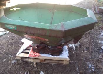 Rozsiewacz nawozu amazone 800l Rozsiewacz nawozu amazone 800l