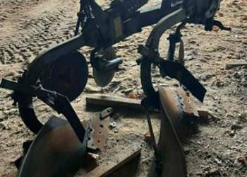 Pług 2 skiby fiskars