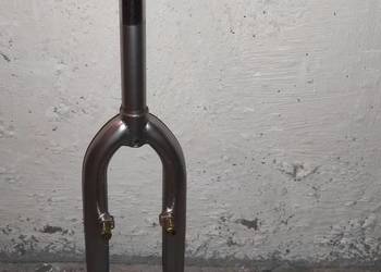 Widelec sztywny pod koła 26" rura sterowa 1" ahead