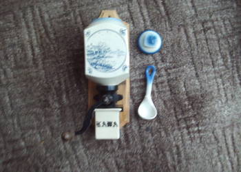 Zabytkowy Polski młynek-Huta Karolina