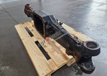 Obudowa przedniego mostu New Holland T7030, T7040