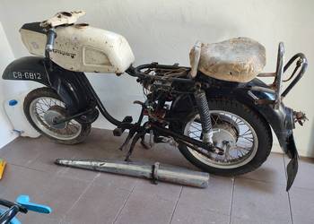 MZ 250, to co na foto