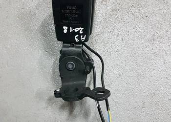 AUDI A3 8V ZAPINKA PASA TYL GNIAZDO CZUJNIK 8V0857739