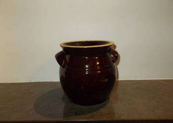 Kamionkowy garnek z uchwytem