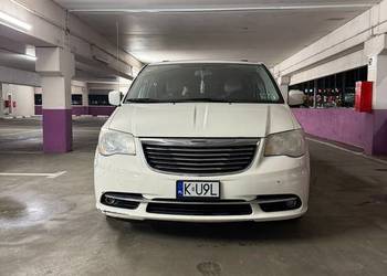 Chrysler Town & Country • 2013 r. • 3.6 • Automat • 7 osob, OC i PT ważne