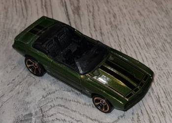 Autko samochód resorak Hot Wheels Camaro
