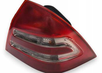 LAMPA PRAWA Mercedes W203 tylna tylnia prawy tył oryginalna 2038200264R