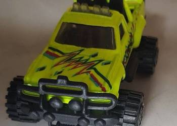 samochodzik resorak zabawka pojazd auto wyścigówka terenówka