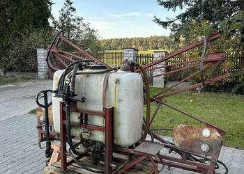 Opryskiwacz 12m 300l półmetek