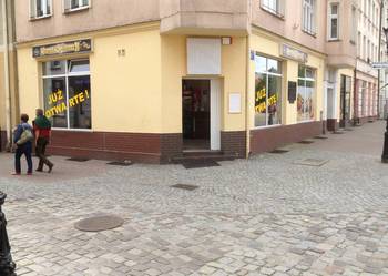 Kamienica 2 lokale uzytkowe 6 mieszkan stopa zwrotu  rocznie