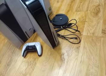 Konsola PS5 z napędem