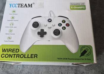 przewodowy kontroler marki YCCTEAM kompatybilny z konsolami Xbox One oraz k