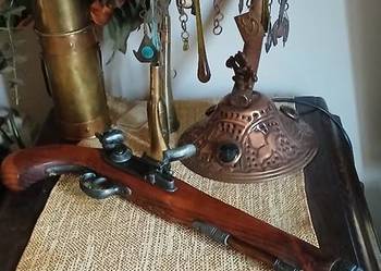 Replika starego pistoletu