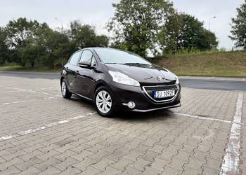 Peugeot 208 1.2b