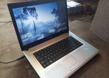 Laptop Samsung 15,6" do internetu z DVD i SSD