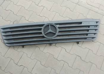 6706981189 Atrapa przednia grill  Vario 609 711 814 815 6706901389