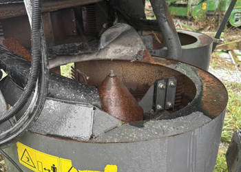 Claas Lexion 570 - rozrzutnik plew