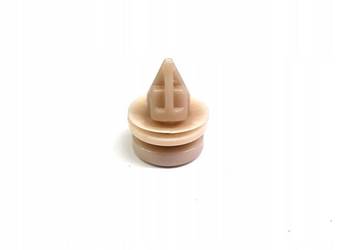 VOLVO S80 XC90 spinka klips tapicerki boczka drzwi 30755028 VOLVO S80 XC90 spinka klips tapicerki boczka drzwi 30755028