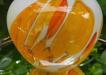 Śliczny szklany wazon Szkło artystyczne warstwowe
barwione w masie