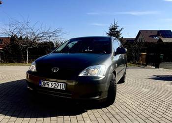 Toyota corolla e12 mały przebieg