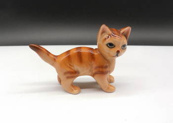 Porcelanowa figurka kot/kotek