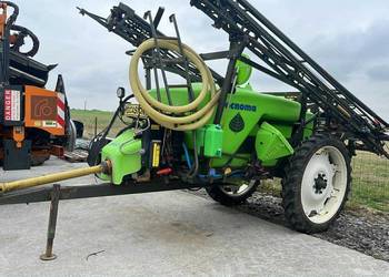 Opryskiwacz ciągany Tecnoma