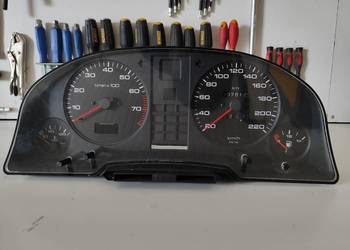 Licznik UN4 Audi 80 2.0 307tyś/km  ABT ABK