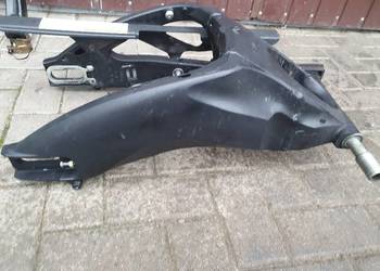 Suzuki GSXR 1000 K9 L6 wahacz zawieszenia tył osłona łańcuch