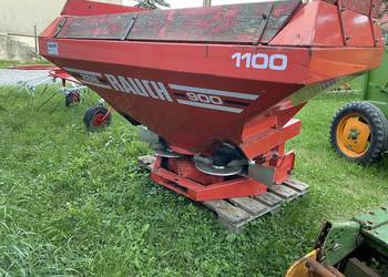 Rozsiewacz Rauch pojemność 1100 l