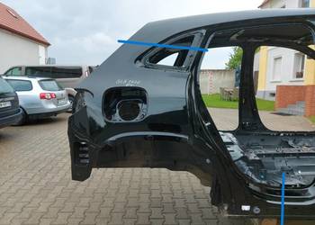 Mercedes GLA 250e LIFT II H247 ĆWIARTKA BŁOTNIK PRAWY TYŁ CZARNY 696
