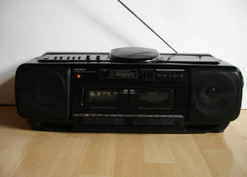 Radiomagnetofon CROWN CD-560