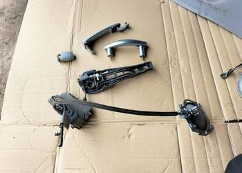 Citroen C3 MK1 KLAMKA ZAMEK WKŁADKA ZEWNĘTRZNA WEWNĘTRZNA DRZWI LEWY TYŁ Citroen C3 MK1 KLAMKA ZAMEK WKŁADKA ZEWNĘTRZNA WEWNĘTRZNA DRZWI LEWY TYŁ
