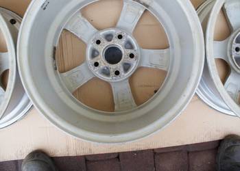 7Jx16 cali 5x114,3 ET-40 Suzuki Vitara Toyota Corolla
